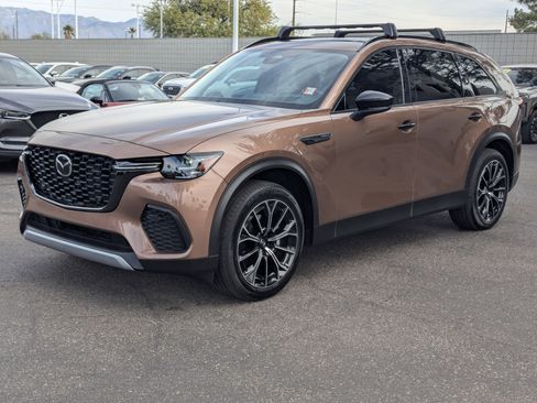 Certified 2025 MAZDA CX-70 Plug-In Hybrid w/ Premium Pkg image 5