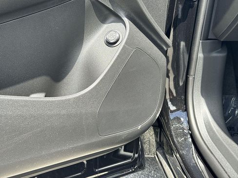 New 2026 Buick Envista Sport Touring w/ Convenience II Package FWD image 19