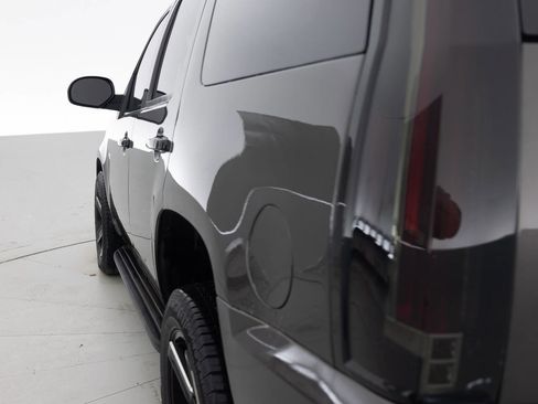 Used 2007 Chevrolet Tahoe LT w/ LT Preferred Equipment Group AWD/4WD image 13