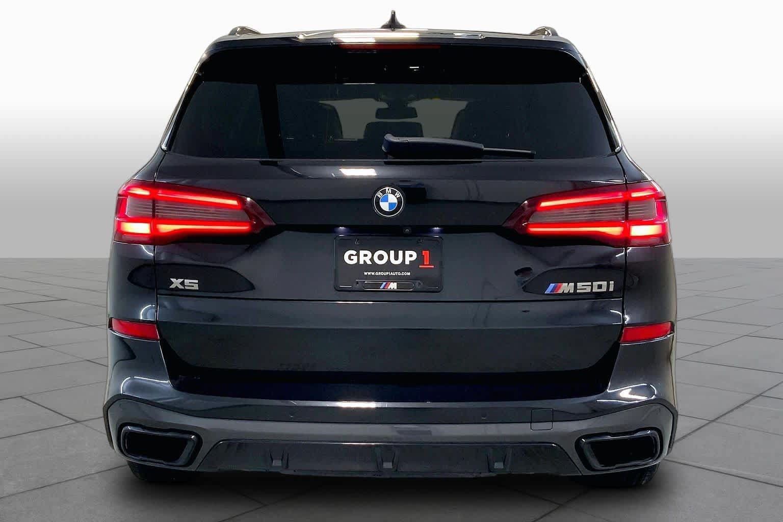 Used 2022 BMW X5 M50i w/ Executive Package AWD/4WD image 4