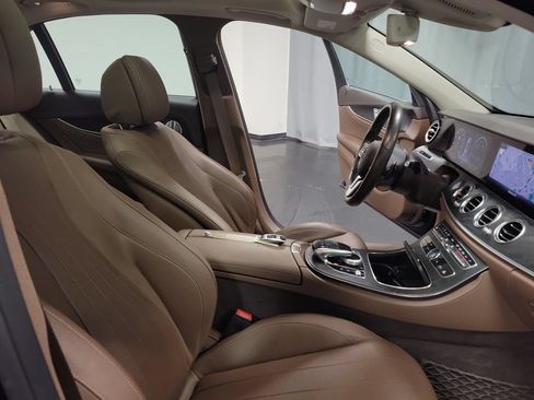 Used 2019 Mercedes-Benz E 450 4MATIC Sedan image 37
