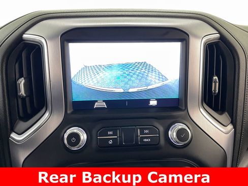 Certified 2019 GMC Sierra 1500 SLE image 3