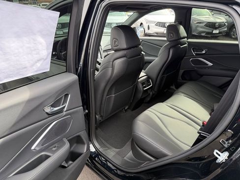 New 2026 Acura RDX Base image 13