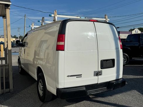 Used 2012 Chevrolet Express 2500 RWD image 6