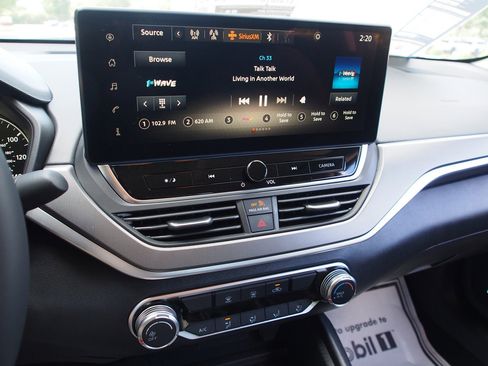 New 2026 Nissan Altima 2.5 SR FWD image 22