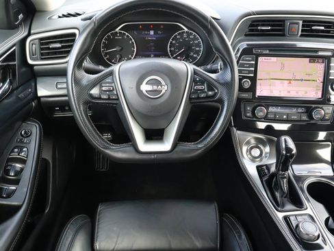 Used 2023 Nissan Maxima Platinum w/ Sport Mat Group image 9