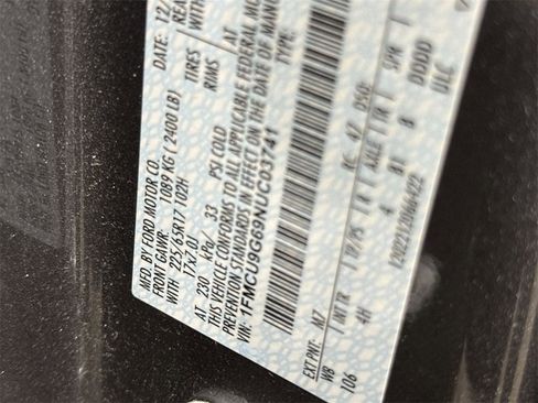 Used 2022 Ford Escape SE image 27