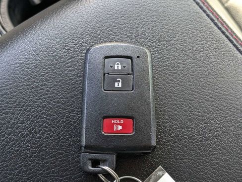 Used 2020 Toyota 4Runner TRD Off-Road Premium w/ Moonroof Package image 32