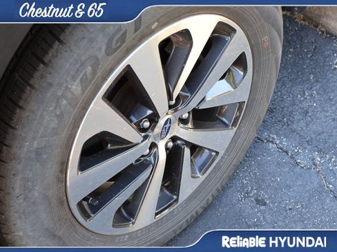 Used 2025 Subaru Outback Premium w/ Popular Package #1A AWD/4WD image 24