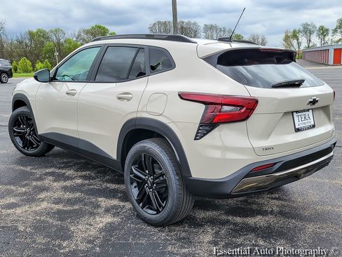 New 2026 Chevrolet Trax ACTIV FWD image 7