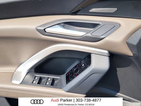 Used 2025 Audi Q5 Premium w/ Premium Plus AWD/4WD image 6