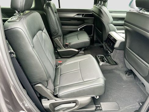 New 2026 Jeep Grand Wagoneer L Limited image 31