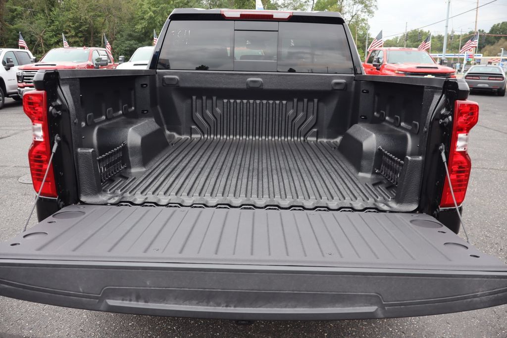 New 2026 Chevrolet Silverado 1500 LT w/ Leather Package AWD/4WD image 23