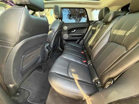 Used 2019 Land Rover Range Rover Evoque SE Premium AWD/4WD image 26