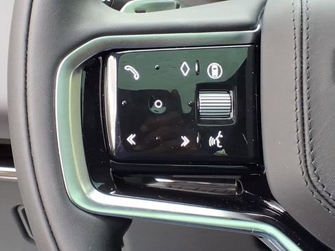 New 2026 Land Rover Range Rover Sport SE AWD/4WD image 16