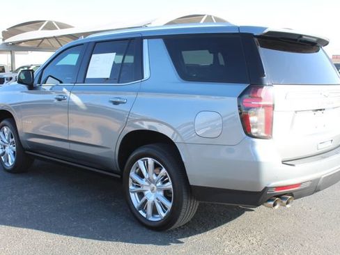 Used 2024 Chevrolet Tahoe High Country AWD/4WD image 8