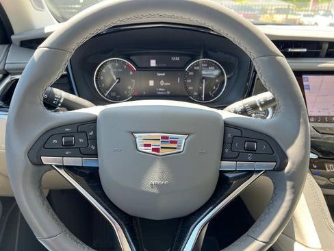 Certified 2023 Cadillac XT6 Premium Luxury image 22