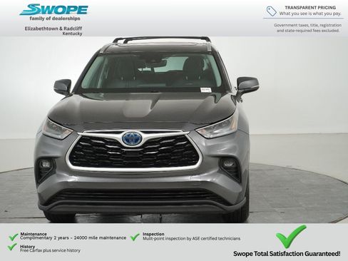 Used 2021 Toyota Highlander XLE AWD/4WD image 8