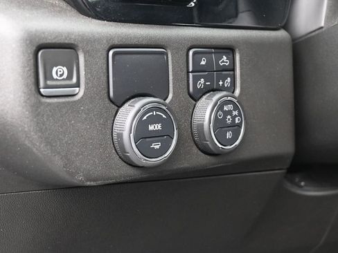 Used 2023 Chevrolet Silverado 1500 LTZ w/ LTZ Premium Package image 14