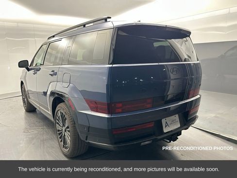 Used 2025 Hyundai Santa Fe Calligraphy image 3