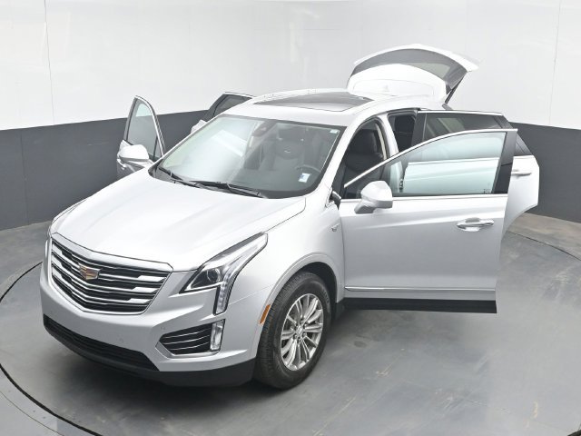 Used 2017 Cadillac XT5 Luxury w/ Driver Awareness Package AWD/4WD image 55