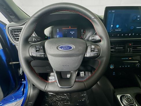 Used 2023 Ford Escape ST-Line w/ Tech Pack #1 FWD image 15