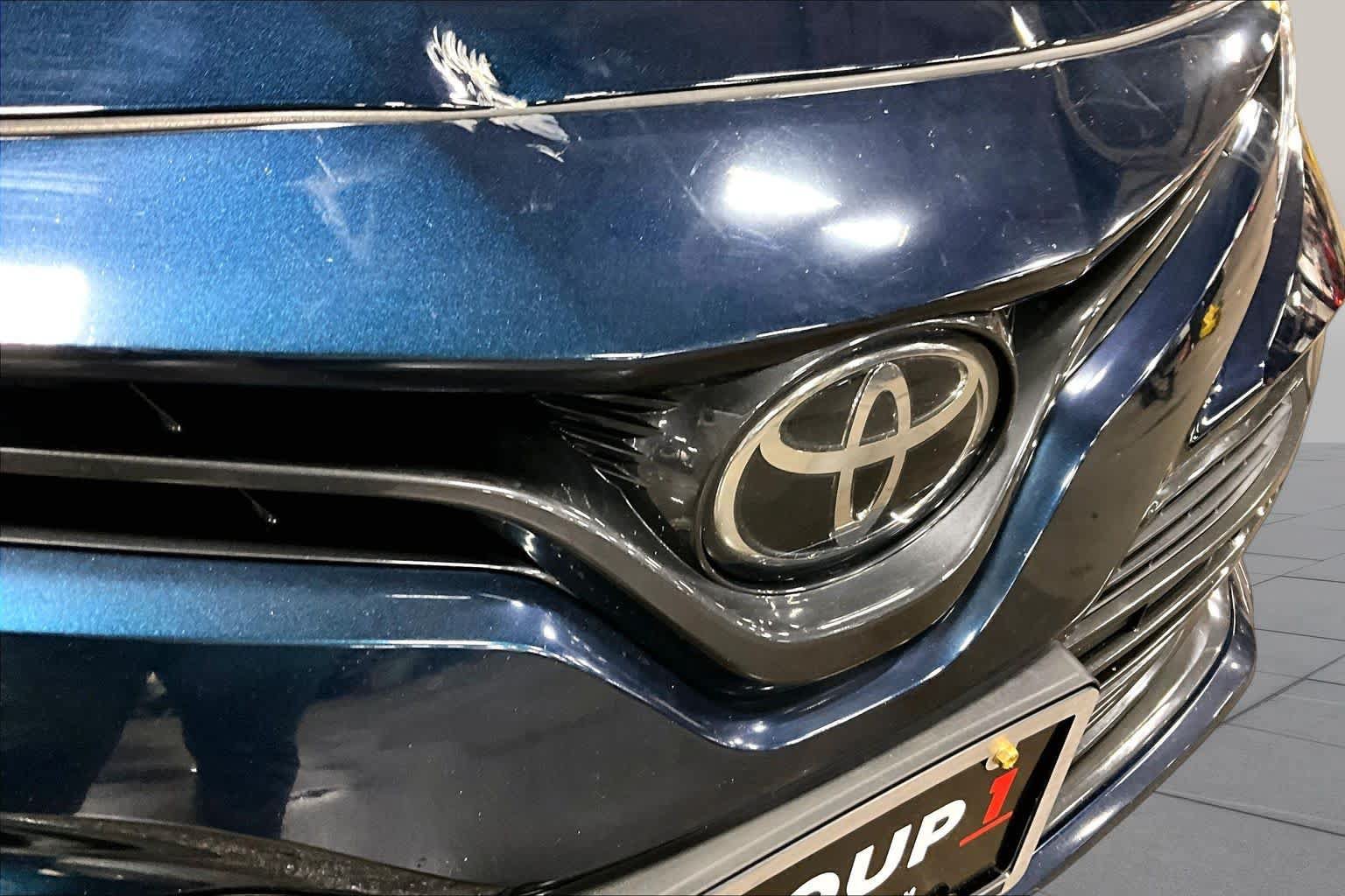 Certified 2018 Toyota Camry LE FWD image 27
