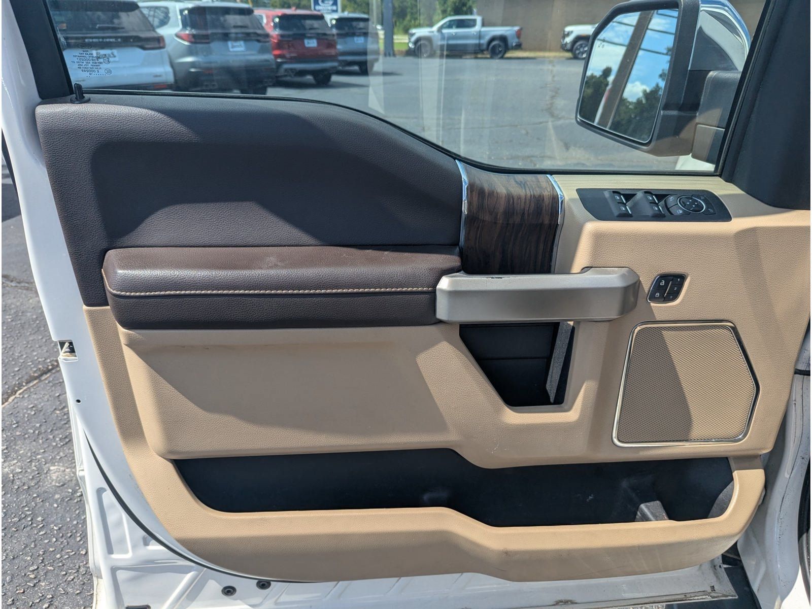 Used 2018 Ford F150 Lariat RWD image 12