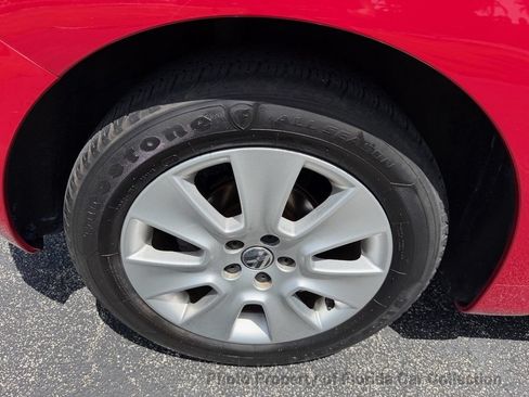 Used 2010 Volkswagen Beetle Convertible FWD image 61