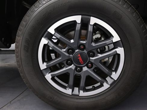 Used 2024 Toyota Tacoma TRD Sport w/ TRD Sport Upgrade Package AWD/4WD image 26