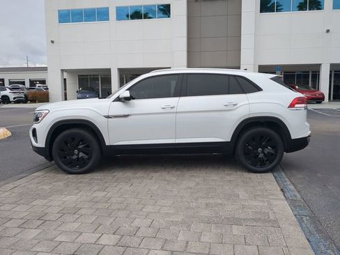 New 2026 Volkswagen Atlas Cross Sport SE image 6