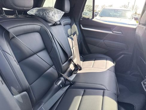 New 2026 GMC Terrain Elevation w/ Elevation Premium Package AWD/4WD image 38