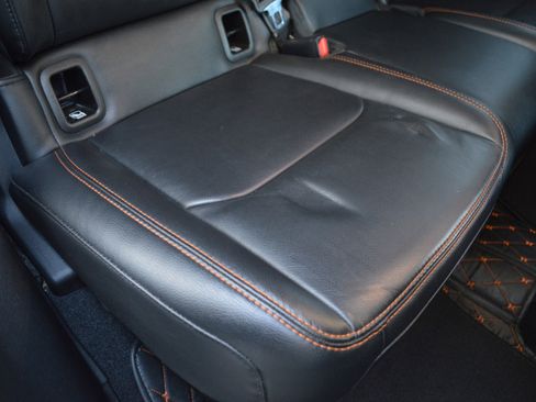 Used 2021 Jeep Gladiator Mojave image 37