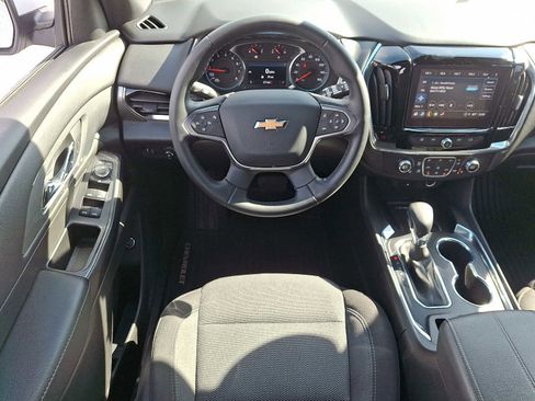 Used 2023 Chevrolet Traverse LT AWD/4WD image 12