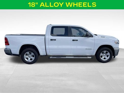 Used 2025 RAM 1500 Big Horn AWD/4WD image 6