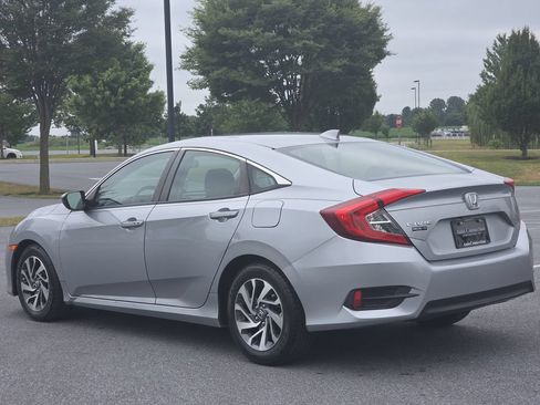 Used 2017 Honda Civic EX image 6