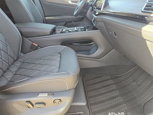 New 2026 Volkswagen Atlas SEL Premium R-Line image 12