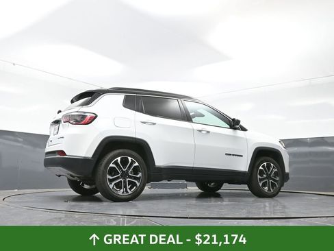 Used 2024 Jeep Compass Limited image 49