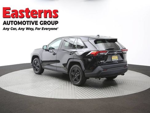 Used 2022 Toyota RAV4 LE AWD/4WD image 63