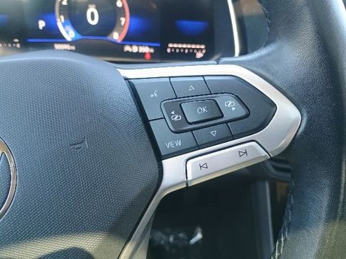 Used 2024 Volkswagen Jetta SE FWD image 29