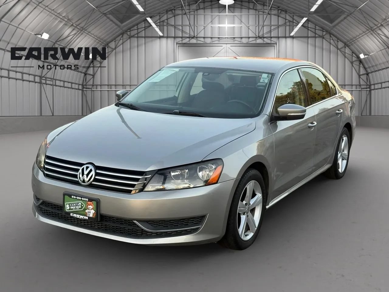 Used 2013 Volkswagen Passat 2.5 SE FWD image 1