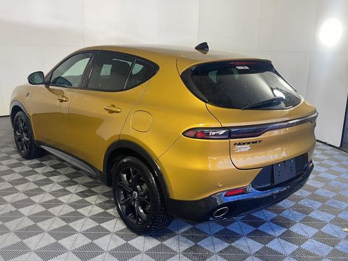 Used 2024 Dodge Hornet R/T w/ R/T Blacktop Package image 11