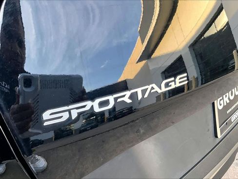 Used 2023 Kia Sportage X-Line w/ X-Line Premium Package AWD/4WD image 31