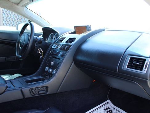 Used 2008 Aston Martin V8 Vantage Coupe RWD image 33