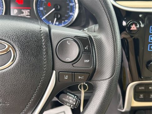 Used 2017 Toyota Corolla L image 14