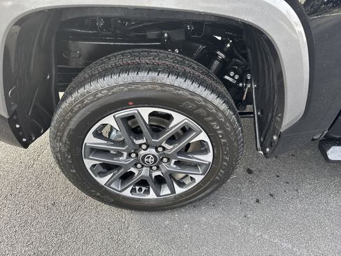 New 2025 Toyota Tundra Limited image 11