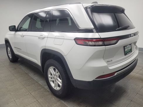 Used 2023 Jeep Grand Cherokee Laredo w/ Luxury Tech Group I AWD/4WD image 5
