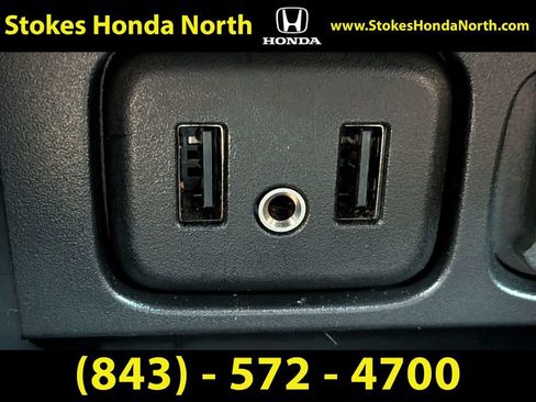 Used 2019 Buick Encore Essence FWD image 25