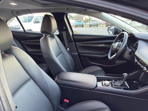 Used 2025 MAZDA MAZDA3 s image 9