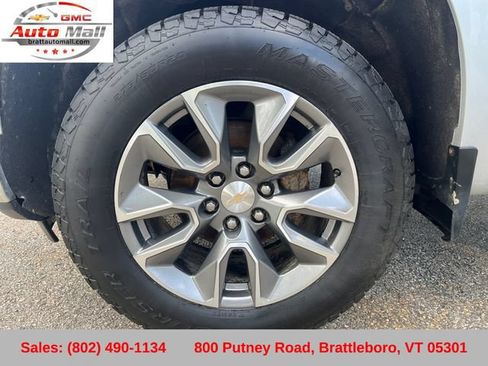 Used 2022 Chevrolet Silverado 1500 LT AWD/4WD image 28